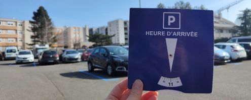 parking zone bleue