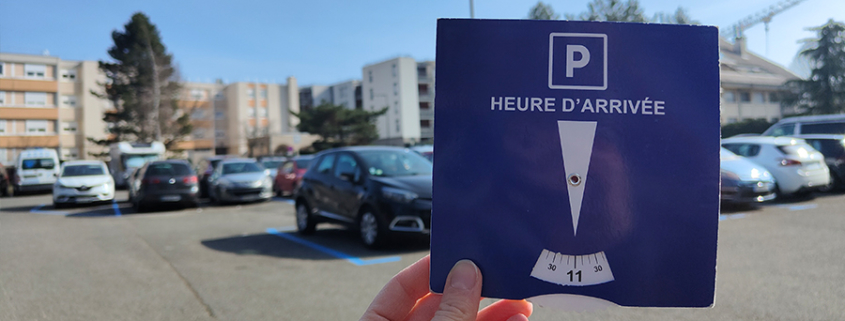 parking zone bleue