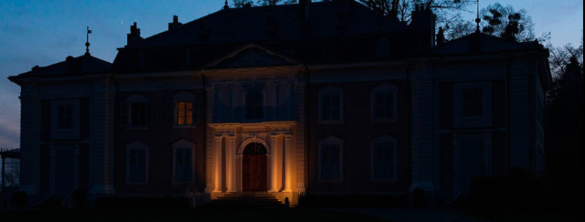 château de Voltaire de nuit