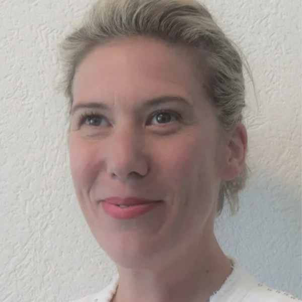 Claire BOUR